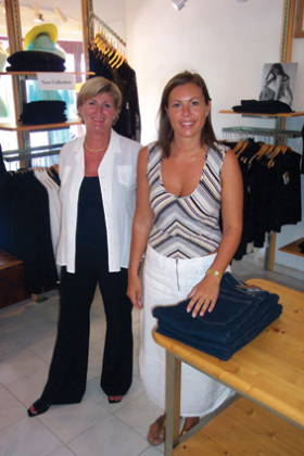 Ingelise From & Susan Lauritsen i butikken i Centro Idéa Ingelise From & Susan Lauritsen i butikken i Centro Idéa