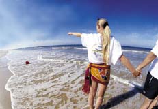 Mange kilometer jomfruelig strand ligger forude.		      � J.D Dallet