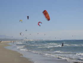 Kite surfing ved Tarifa Kite surfing ved Tarifa