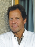 Bo Rosenkilde har gennem de senere år været med til at drive Danmarks største brokklinik, og det har givet ham stor erfaring på området. Bo Rosenkilde har gennem de senere år været med til at drive Danmarks største brokklinik, og det har givet ham stor erfaring på området.