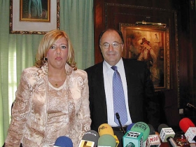 Marisol Yag�e og Arturo Moya i gamle dage, da Yag�e stadig var borgmester.