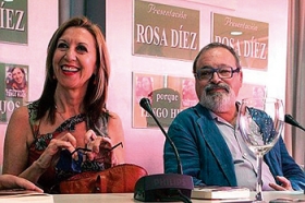 Filosoffen Fernando Savater og Rosa Diéz præsenterer deres nye parti. Filosoffen Fernando Savater og Rosa Diéz præsenterer deres nye parti.