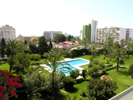 Feriebolig i Spanien med tropisk have og stor pool