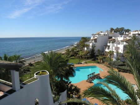 Penthouse lejlighed i Marbella, f�rste linje til Middelhavet