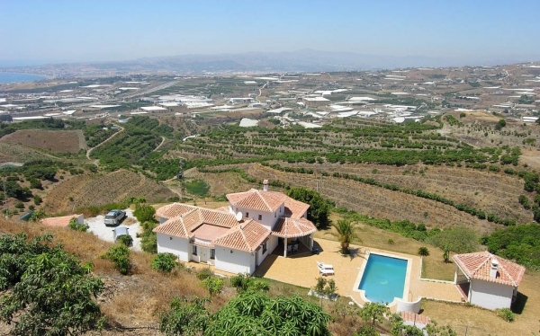 Billig villa i Spanien - fantastisk udsigt �st for Malaga