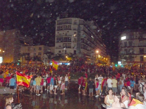 Spanien vandt over tyskland - og det fejres! Foto: Rina Trap